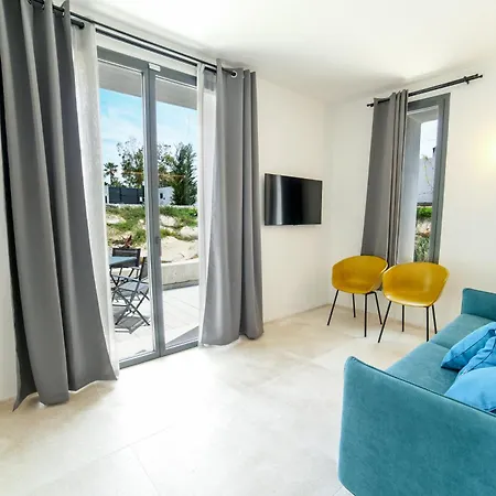 Sirius Porto Giunco Ξενοδοχείο με διαμερίσματα Villasimius