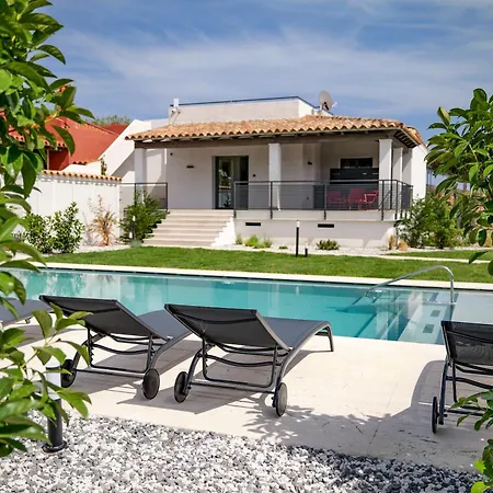 Sirius Porto Giunco 빌라시미우스