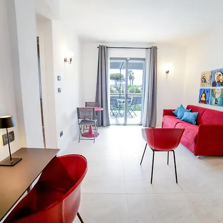Sirius Porto Giunco *