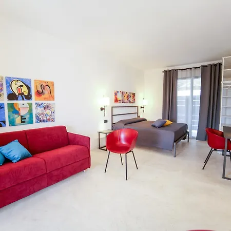 Sirius Porto Giunco 아파트호텔